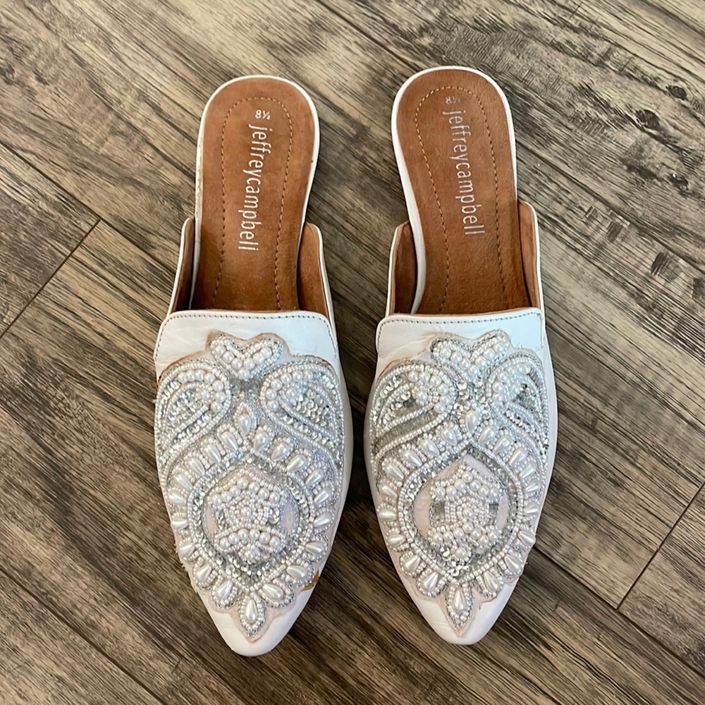 Jeffery Campbell Flats